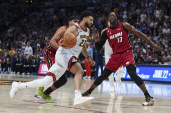 Basketbalisti Denveru zdolali Miami a prvýkrát v histórii sa stali šampiónmi NBA