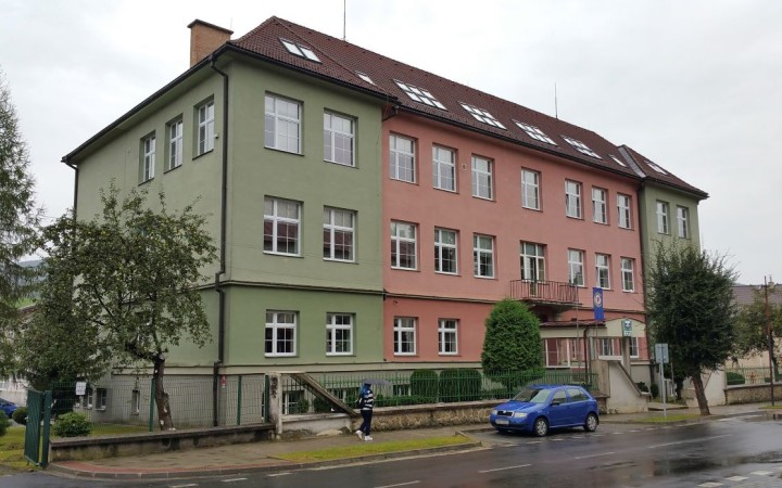 Ako sa podarilo v zapadákove vybudovať prestížne gymnázium