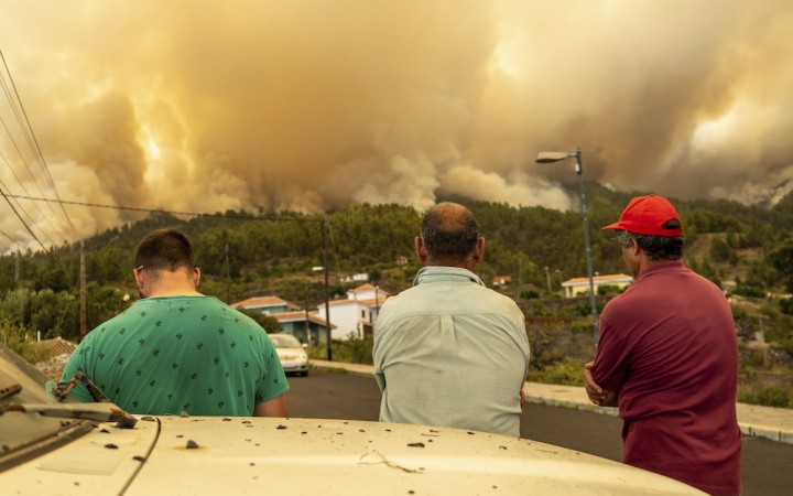 Viac než 4000 ľudí evakuovali v dôsledku požiaru na kanárskom ostrove La Palma