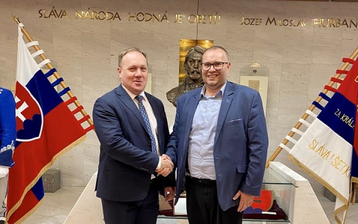 Richard Vašečka: Konečne normálny ombudsman!