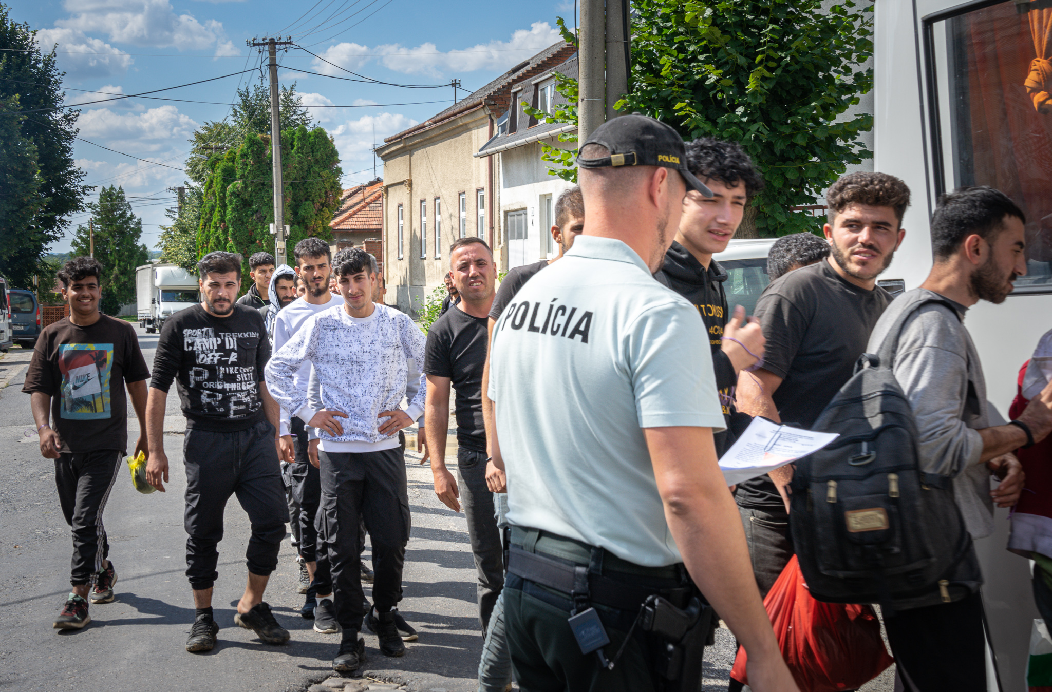 Na Balkáne sa rozkríklo, že dávame povolenia, preto ich k nám chodí viac
