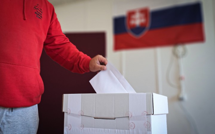 Štvrtina voličov ešte nie je rozhodnutá. Najviac váhajúcich má KDH a Sme rodina