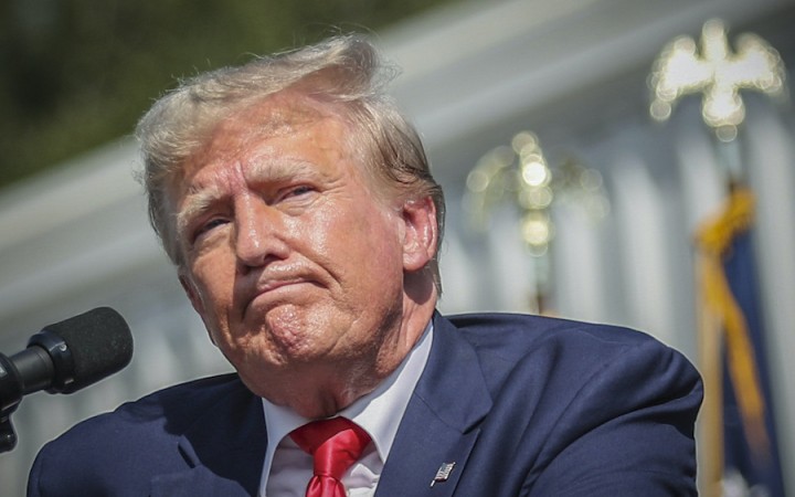 Exprezident Trump sa dopustil podvodu, klamal banky a poisťovne, rozhodol súd