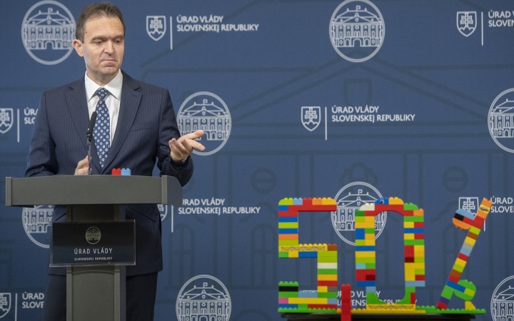 Vyššia DPH, zdanenie alkoholu či koniec rodičovského dôchodku