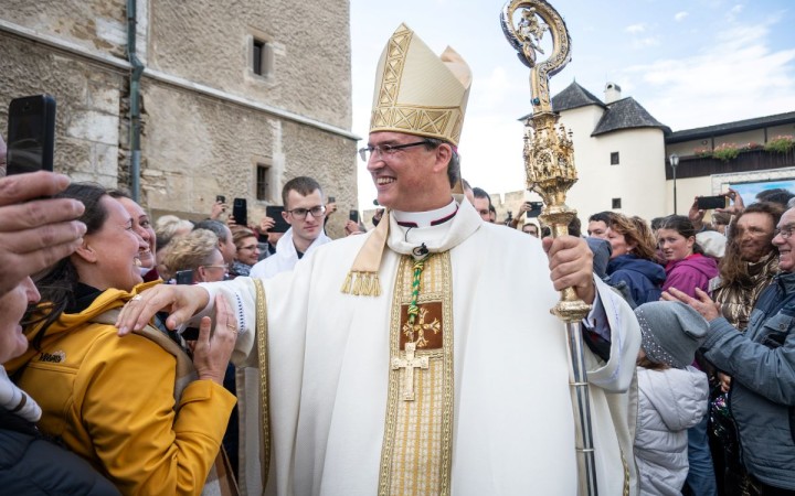 V Spišskej Kapitule vysvätili nového spišského biskupa Františka Trstenského