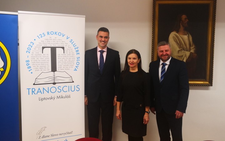 Štátne úrady sa k novému spolku zachovali priaznivejšie ako cirkevná vrchnosť