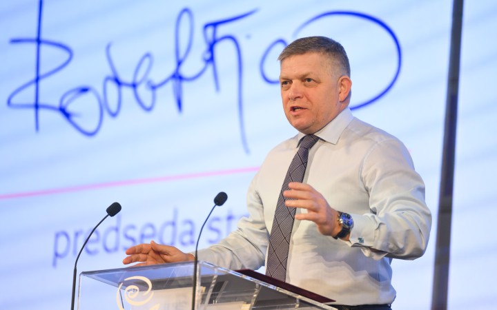 Fico naznačil, že voľby prezidenta zásadne zmenia slovenskú politickú mapu