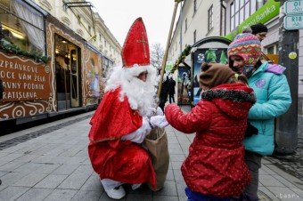 V rakúskej obci tento rok zakázali Mikulášovi vstup do škôlky, dôvodom je kríž