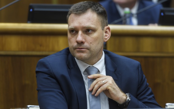 Taraba tvrdí, že koalícia nebude podporovať návrhy poslancov Kresťanskej únie