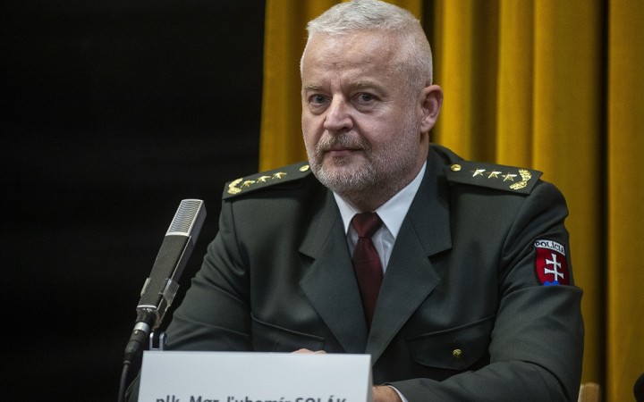 V parlamente hovoril o vzťahu s Hamranom. Nechce robiť politiku a avizuje zmeny