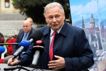 Exprezident Rudolf Schuster sa dožíva 90 rokov
