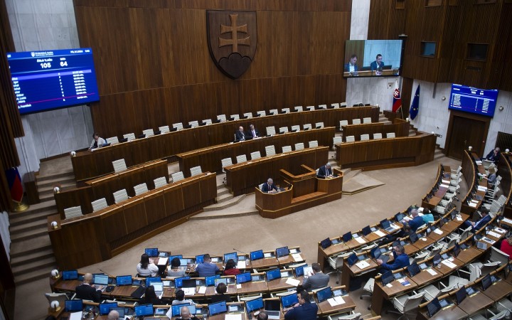 Za vykradnutie bytu bude podmienka, kritizuje opozícia zmeny v zákone