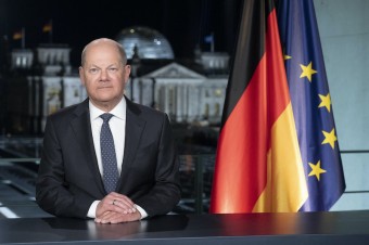Nemecký kancelár Scholz je otvorený vývozu stíhačiek do Saudskej Arábie