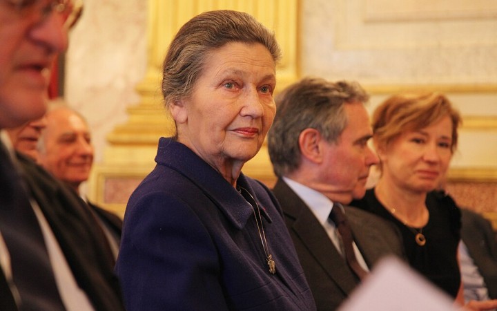 Vyrazili milióny mincí s potratárkou Simone Veilovou. Museli ich však zničiť