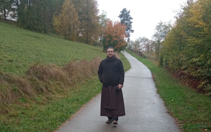 Vďaka duši sa dokážeme povzniesť za hranicu matérie, pozrieť sa „Bohu do očí“