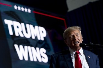 Donald Trump zvíťazil v Iowe s výrazným náskokom