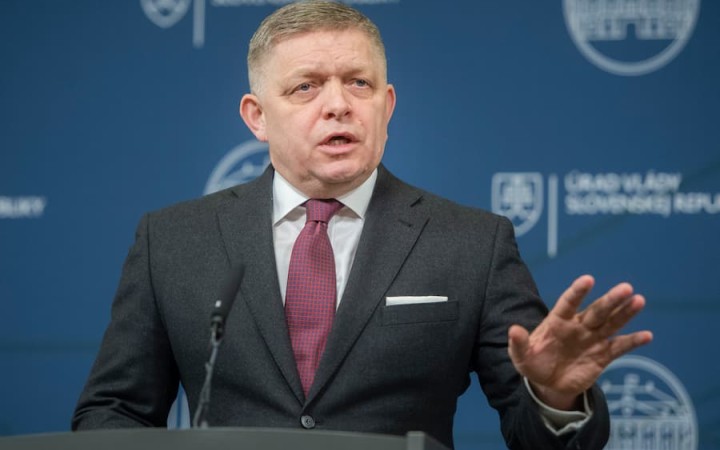 Česi zarábajú viac, ale majú lacnejšie potraviny. Fico ich chce dobehnúť