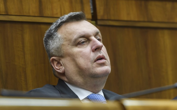 Matovič tvrdí, že vynadal policajtom. Michelko z SNS si myslí, že mal fúkať hneď