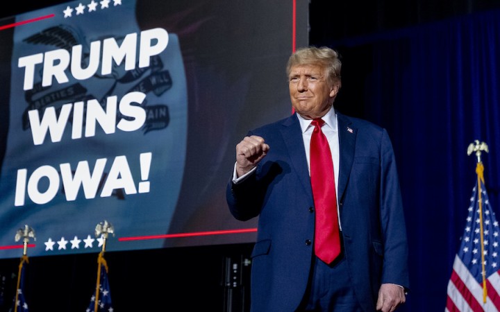 Trump je už v podstate republikánskym kandidátom, uviedol komentátor Ben Shapiro