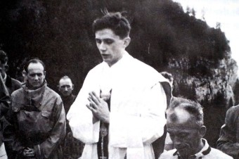 Dopustil sa Joseph Ratzinger „hanobenia“ mníchovského profesora dogmatiky?
