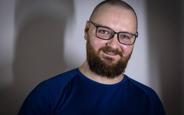 Keď som si pýtal príspevok na modernú protézu, lekár povedal, že mi nič nie je