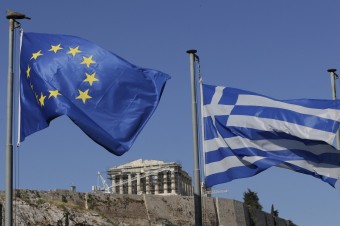Európska komisia odporučila vyplatenie takmer 1 miliardy eur z grantu pre Grécko