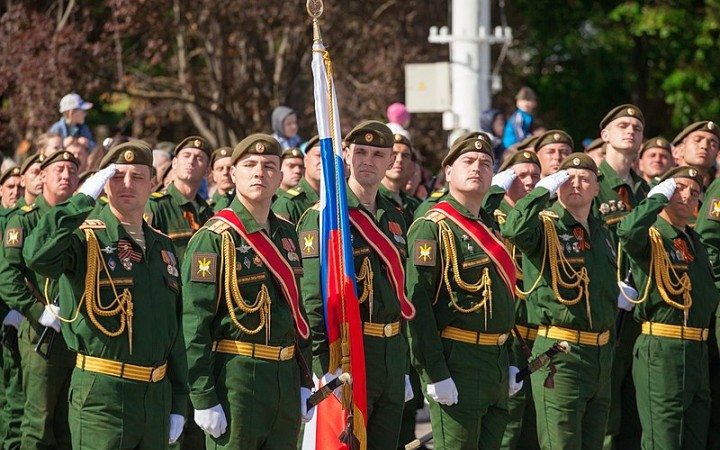 Pokus o triezve zhodnotenie rizika, že sa na hraniciach NATO rozpúta druhý front