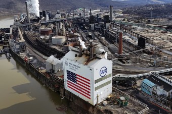 Je nevyhnutné, aby U. S. Steel zostal americkou oceliarskou spoločnosťou