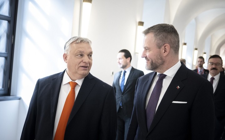 Pellegrini žiadal pred voľbami 2020 Orbána o sprostredkovanie návštevy Moskvy