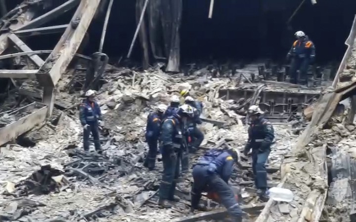 Islamský štát zverejnil video z útoku, Rusko stále s tragédiou spája Ukrajinu
