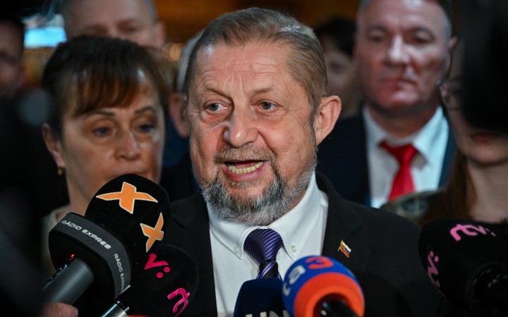 Až 68 percent voličov Štefana Harabina chce v druhom kole podporiť Petra Pellegriniho