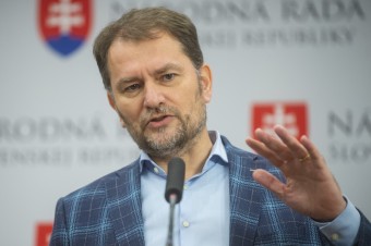 Pellegriniho označil za zlo, ktoré iba využíva svoju krásu na ohlúpenie voličiek a službu mafii