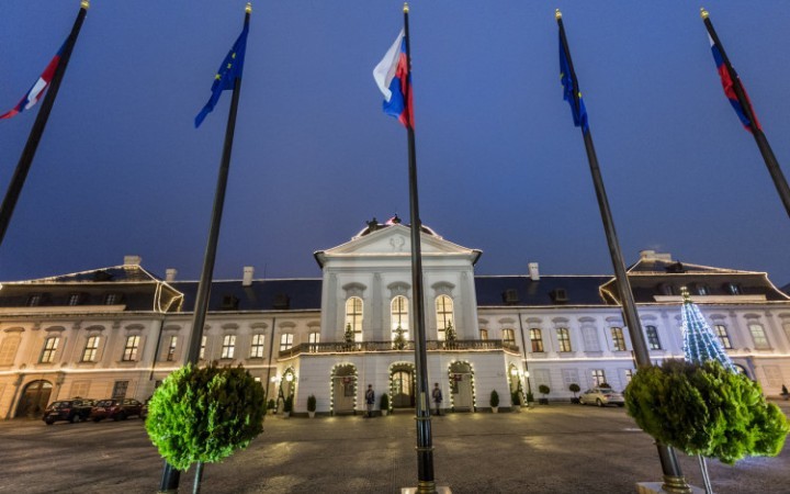 Priame či nepriame?