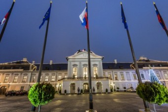 Priame či nepriame?