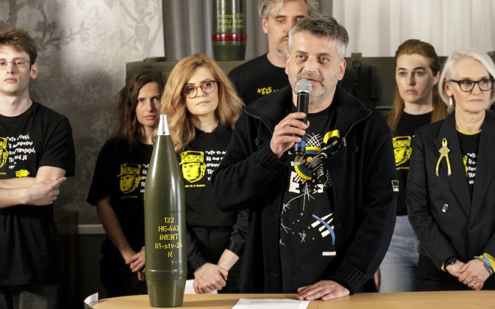 Za prvé štyri milióny kúpia 2692 delostreleckých nábojov