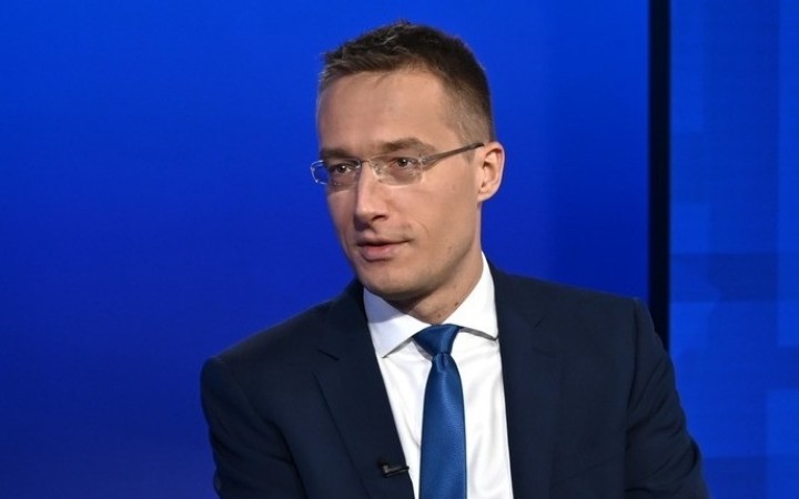 Prežívame boj o orbanizáciu televízií. Redaktori čelia tlakom od politikov aj vedenia