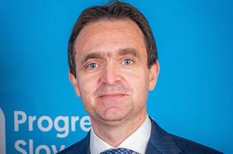 Ja hodnotové otázky neriešim, aby som ďalej nerozdeľoval spoločnosť