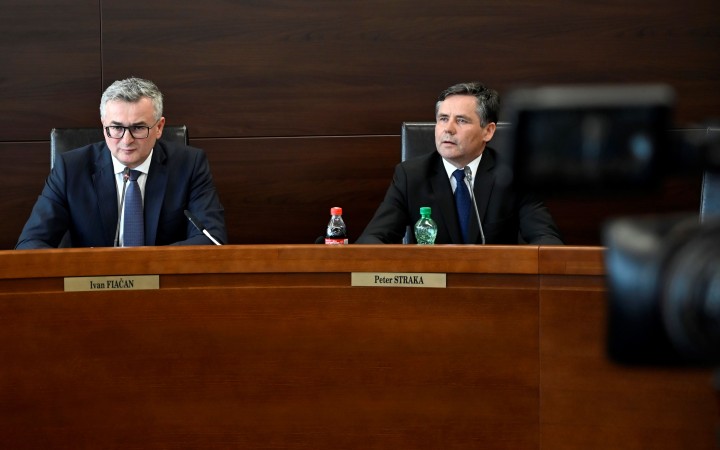 Smer má pocit triumfu, opozícia dáva najavo opovrhnutie