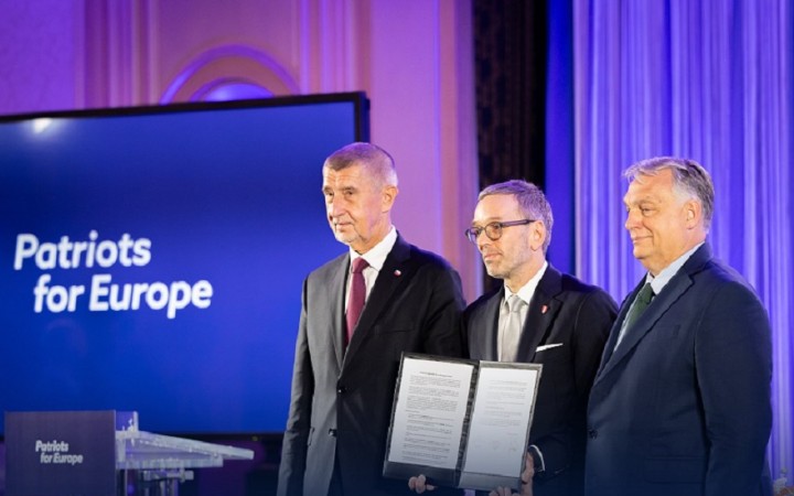 Uchvatitelia patriotizmu, ktorí nechápu obranu vlasti svojich susedov