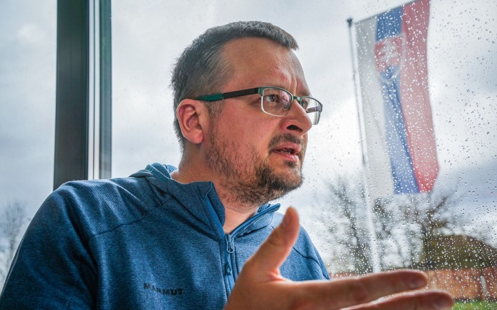 Tu už je problém aj to, keď Rómov pochválim za šikovnosť v remeselných prácach