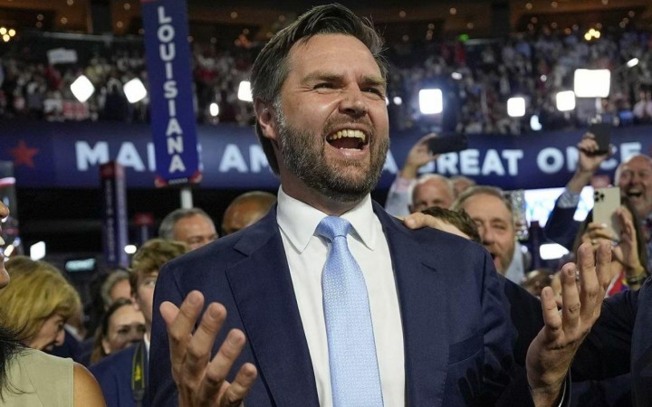 Ekonomicky je J. D. Vance ľavý okraj republikánov, politicky je viac trumpovský ako Trump