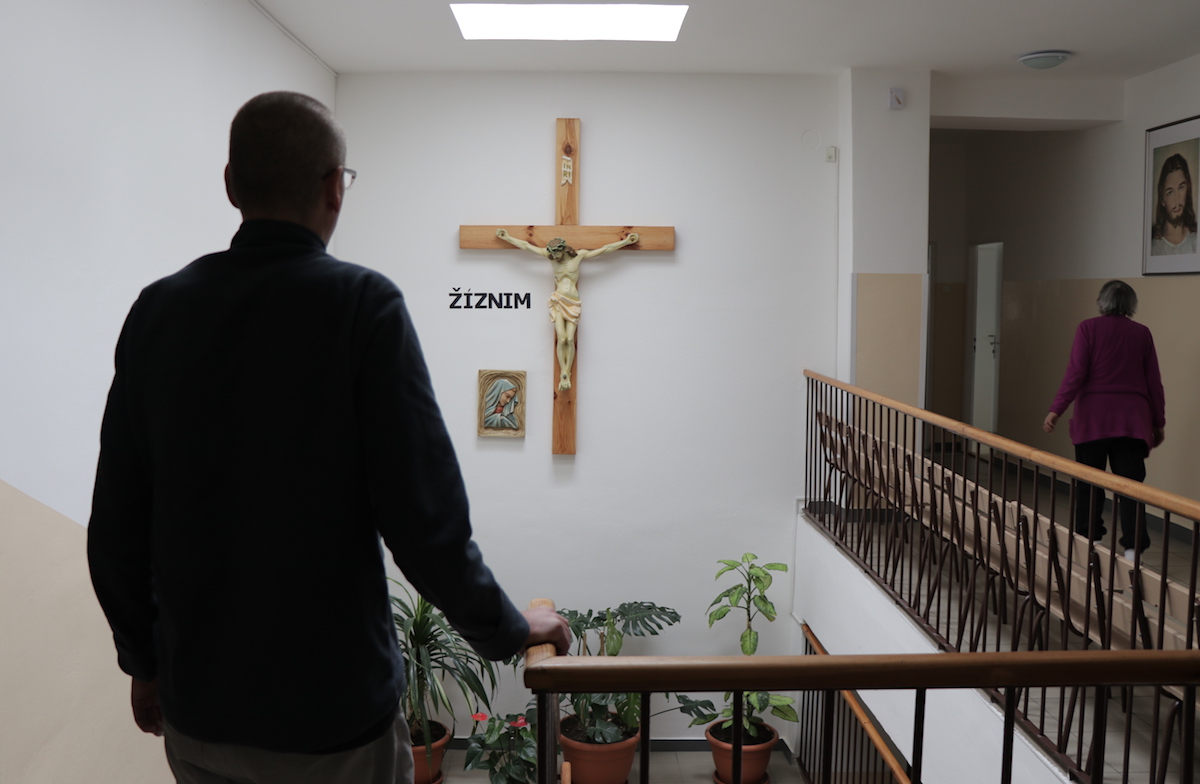 Kalkata medzi panelákmi. Ako u nás fungujú sestry Matky Terezy