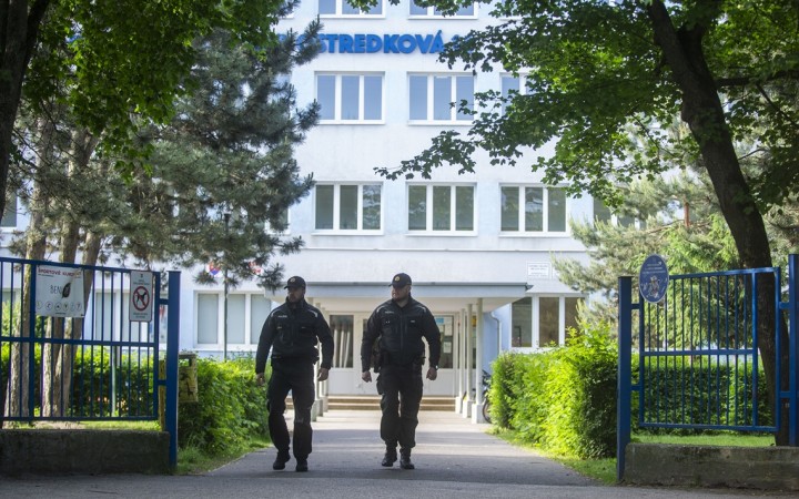 Anonym tvrdí, že sa chce pomstiť Čechom a Slovákom, lebo ho okradli