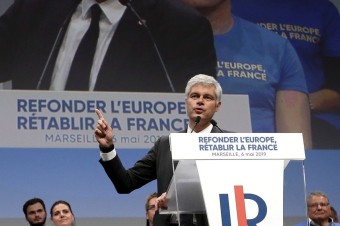 Šéf francúzskych Republikánov odstúpil po slabých výsledkoch v eurovoľbách