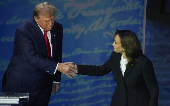 Ako si škodí vo finále kampane Trump a ako Harrisovej uškodil Joe Biden