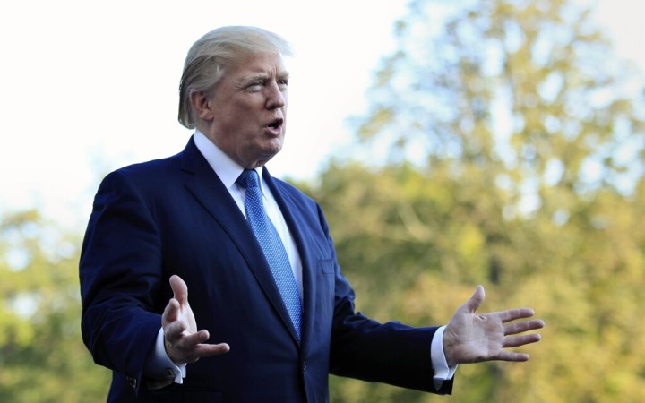 Republikánov vystrašil prieskum v rurálnej Iowe, Trump varuje pred podvodmi v Pensylvánii