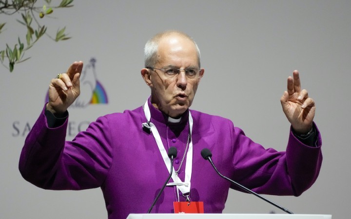 Pre kauzu sexuálneho zneužívania v tábore odstúpil canterburský arcibiskup Justin Welby