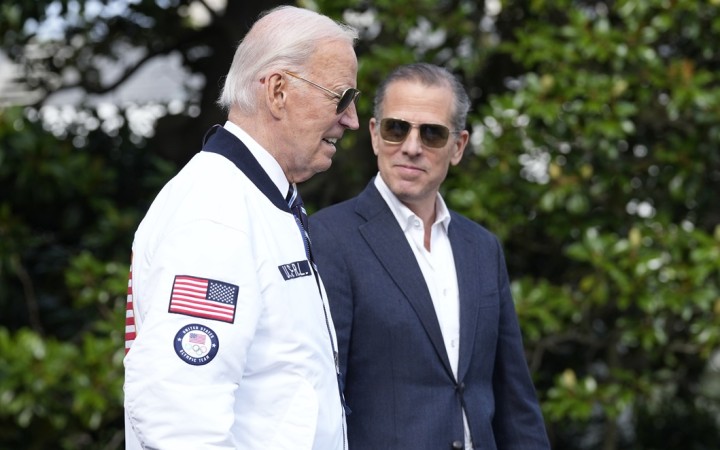 Joe Biden opakoval, že svoju právomoc nevyužije, teraz argumentuje podobne ako Trump