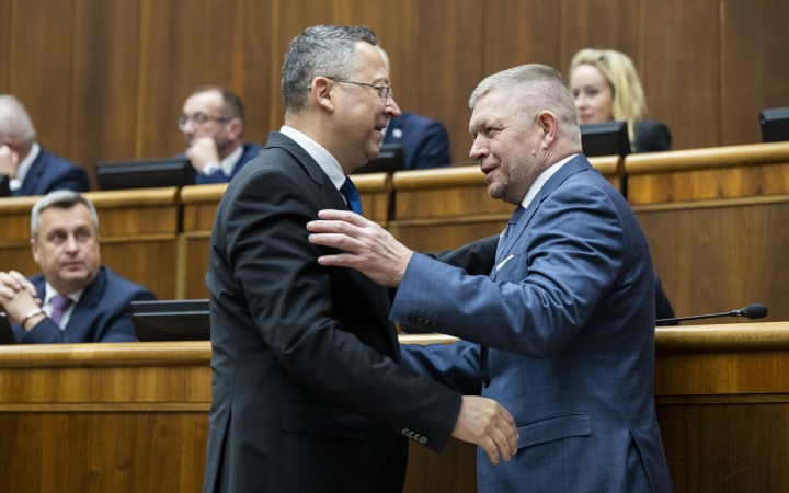 S koalíciou hlasovali aj huliakovci. Koľko bude stáť Kamenického konsolidácia?