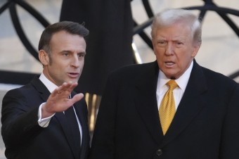 Rusko už nemalo záujem chrániť sýrskeho prezidenta, preto ušiel, uviedol Trump